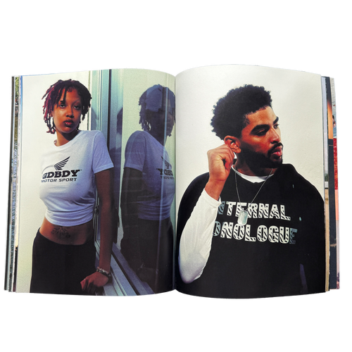 "MUSE TO LIVE" ISSUE 001